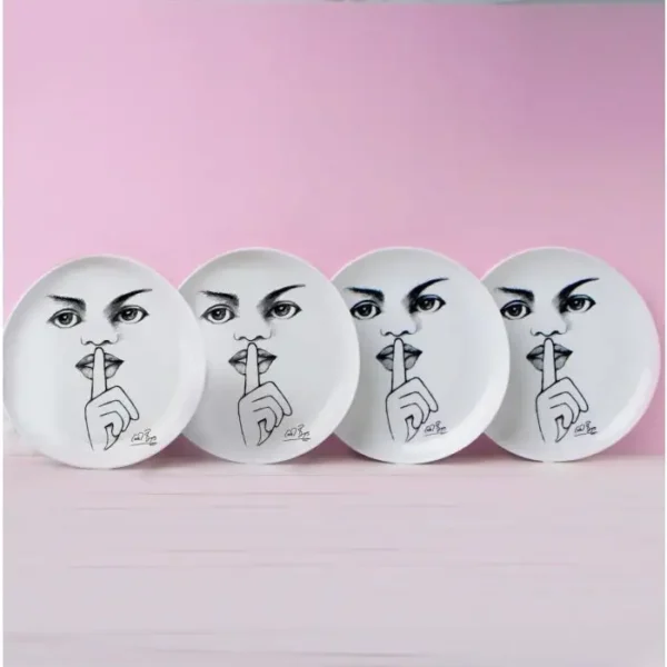 SIDE PLATE SET OF 4 \ It's A Secret!